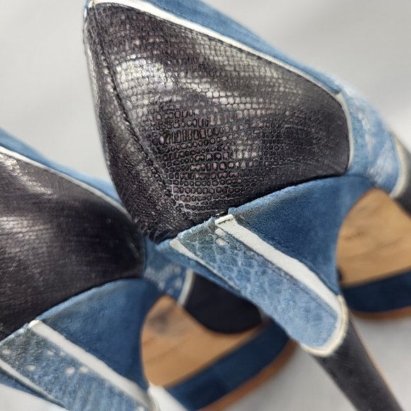 BCBG Max Azria Pamela Platform Pumps - Picture 4 of 14